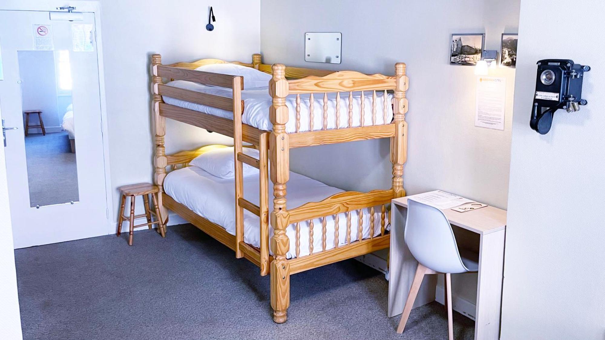 Abelha Hotel Le France บรีฟ-ลา-เกยยาร์ด ภายนอก รูปภาพ